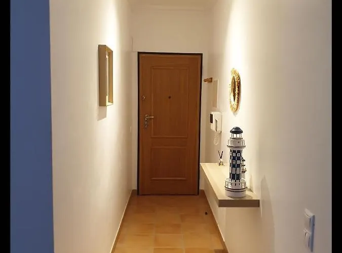 Home4u - Fantastic 2 Bedroom Apartment, With Pool Appartement